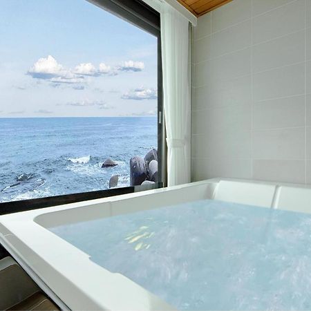 Gangneung The Ciel Spa Pension 外观 照片