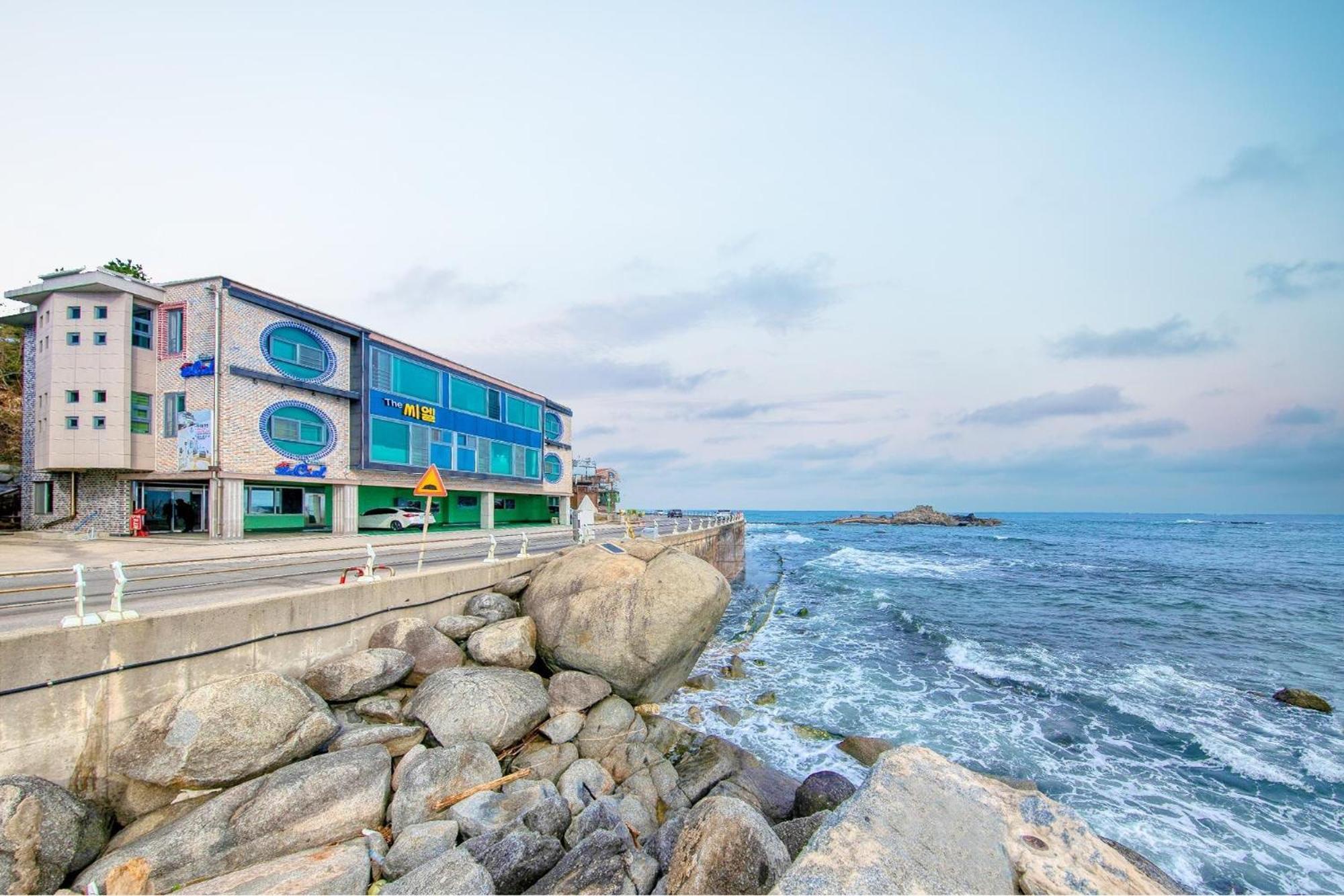 Gangneung The Ciel Spa Pension 外观 照片